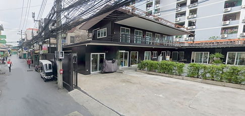 Commercial Space 758 sqm MRT Huaykwang near M9 Square