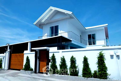 Houses for sale Nong Prue, Chonburi : 4-BR Villa close to Pattaya South (ID 2106213)