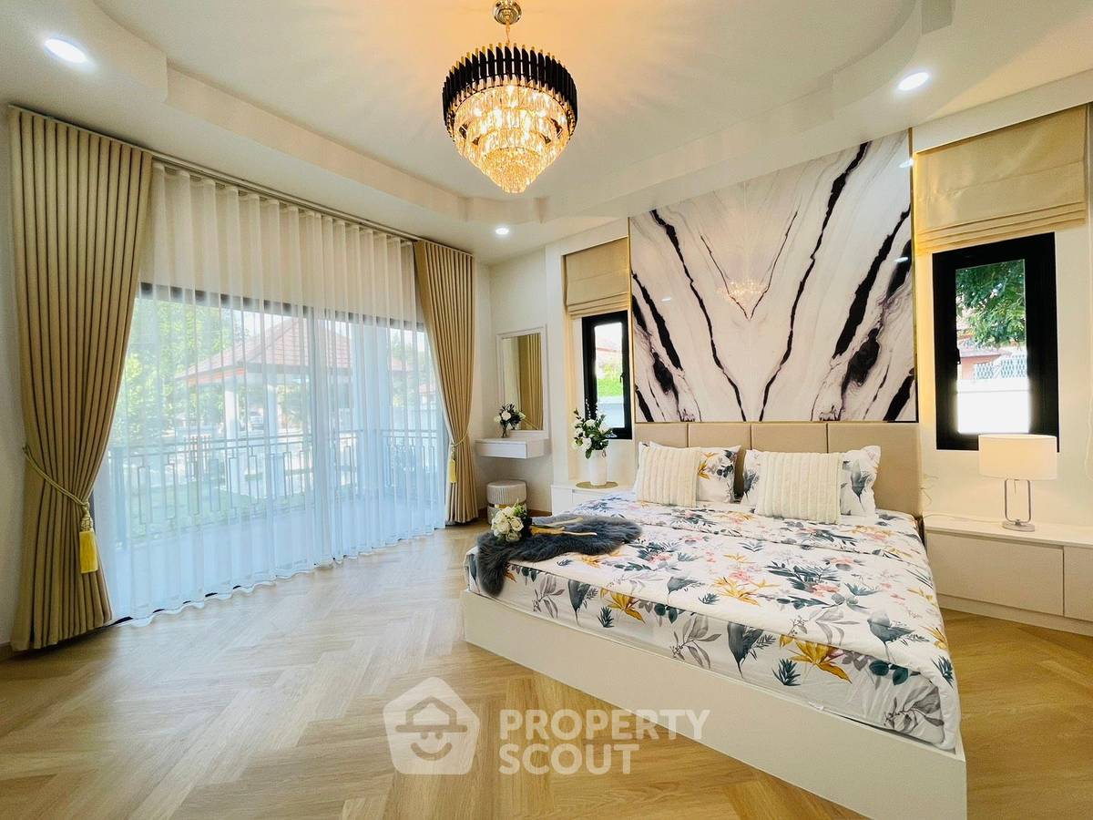picture 3-BR House close to Pattaya (ID 2065993) - 15/48