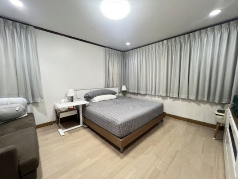 picture Single house for sale, Soi Petchkasem 53, area 70 sq m., strong structure, lots of usable space. - 6/12