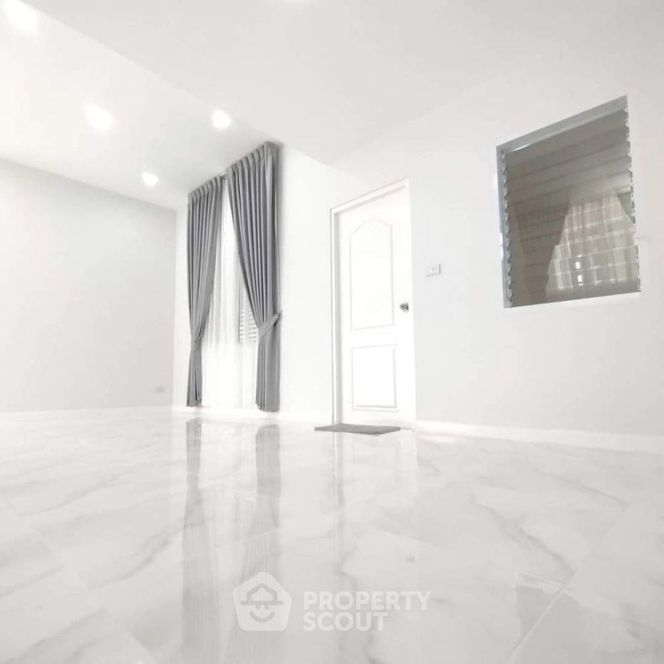 รูป บ้าน 3-ห้องนอน ใน หนองหงส์ (ID 1072795) - รูปที่ 11/20