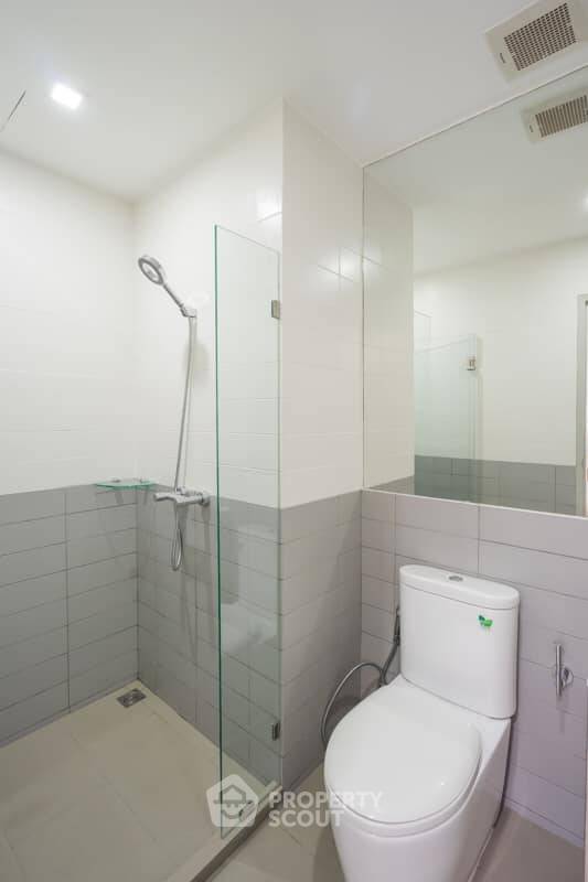 picture 1-BR Condo at Ideo Mobi Rama 9 near MRT Phra Ram 9 (ID 500930) - 6/6