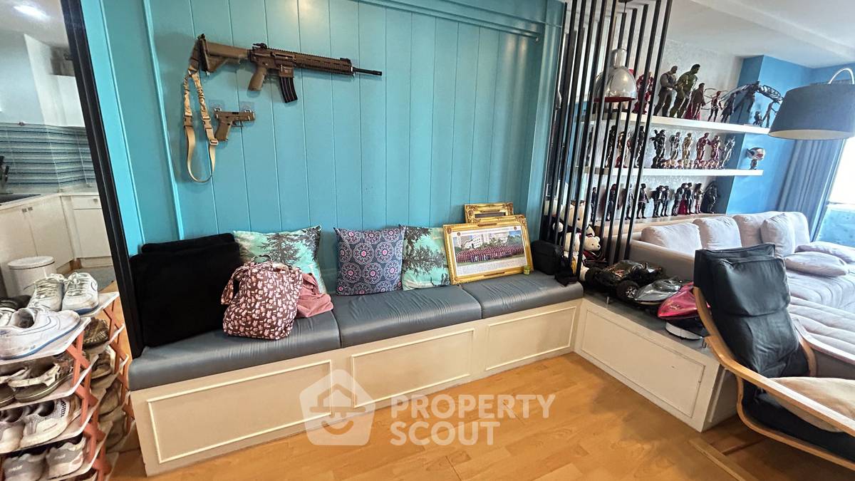 picture 3-BR Condo at Resorta Yen-Akat near MRT Khlong Toei (ID 1852865) - 18/26