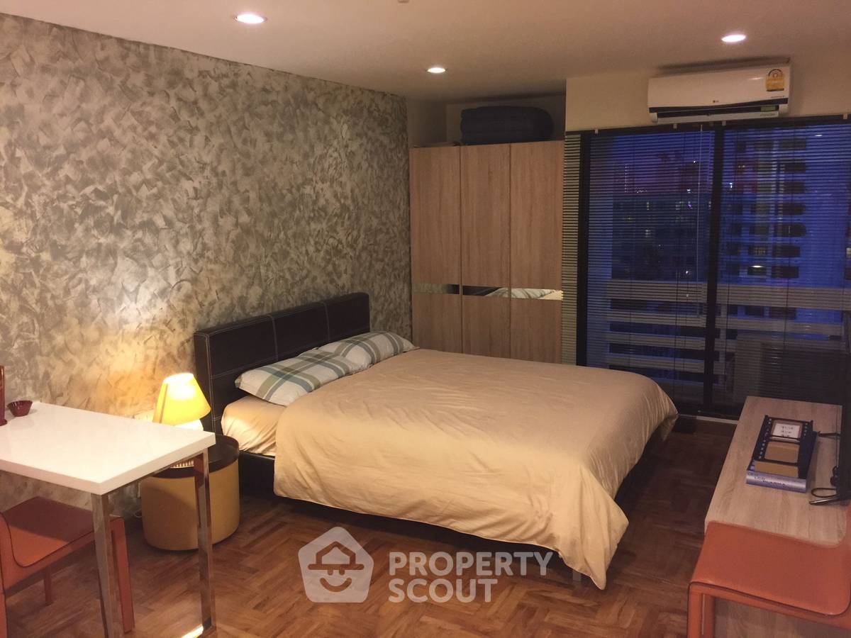 picture 1-BR Condo at Sukhumvit Park Condominium near BTS Asok (ID 1810529) - 3/9