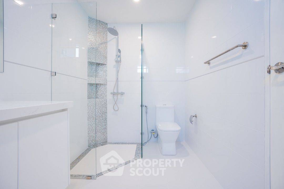 picture 2-BR Villa at The Grove Villas in Hin Lek Fai (ID 1296444) - 17/18