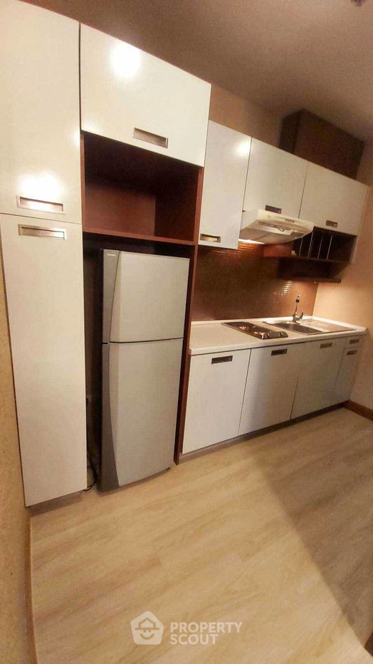 picture 1-BR Condo at The Light Ladphrao Condominium near MRT Lat Phrao (ID 636018) - 11/11