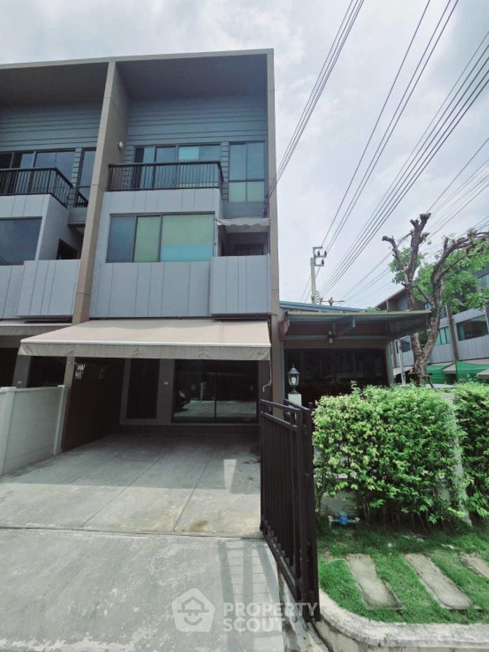 รูป ทาวน์เฮาท์ 3-ห้องนอน ที่ บ้านกลางเมือง ราชพฤกษ์ ใน มหาสวัสดิ์ (ID 1818522) - รูปที่ 1/20