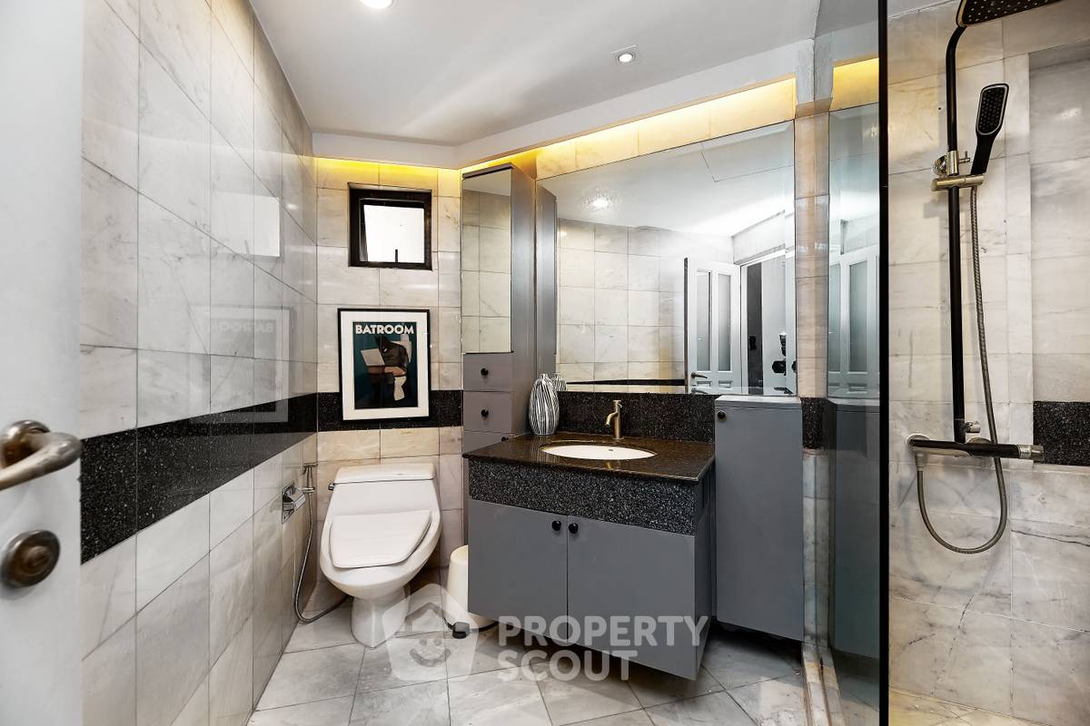 picture 3-BR Condo at Mahogany Tower Condominium near MRT Queen Sirikit National Convention Centre (ID 997362) - 17/30