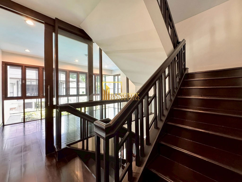 รูป Baan Sukhumvit 18 - Stunning 4 Bed House With Private Pool - BR28270SH - รูปที่ 48/53