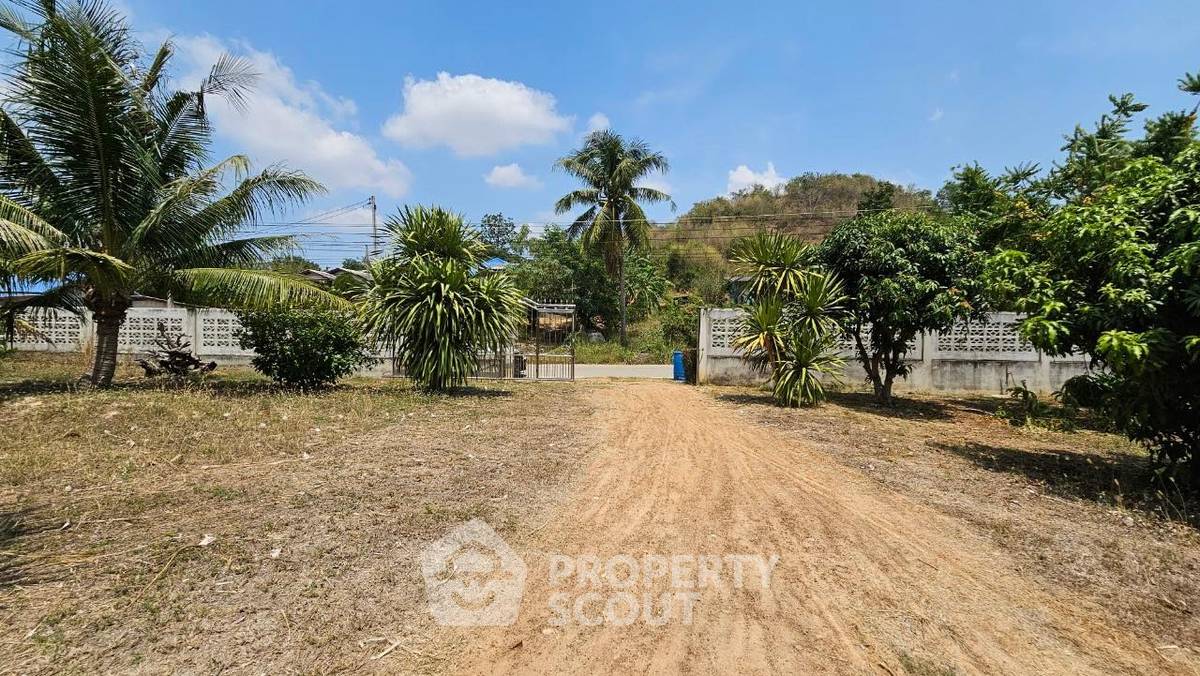 picture 3-BR House in Pak Nam Pran (ID 1292748) - 4/14