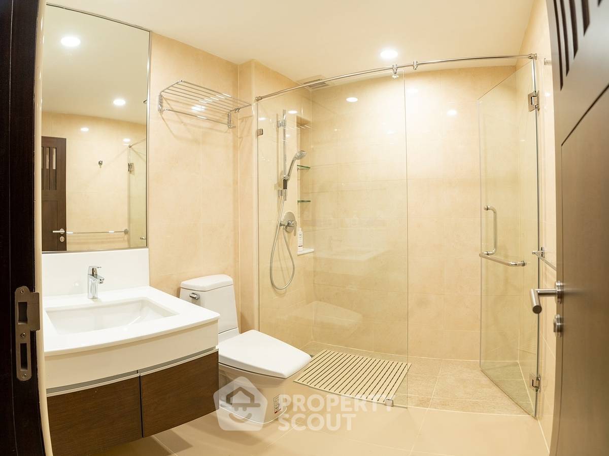 picture 3-BR Condo at Cha-am Beach Club close to Cha-Am Beach (ID 1110924) - 19/27