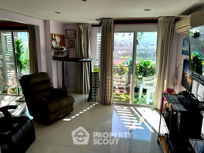 Condos for sale Hua Hin Market Village : 1-BR Condo at Tira Tiraa close to Hua Hin Night Market (ID 2055748)