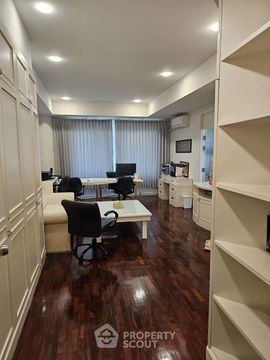 3-BR Condo at Tridhos City Marina near BTS Wongwian Yai (ID 2102499)