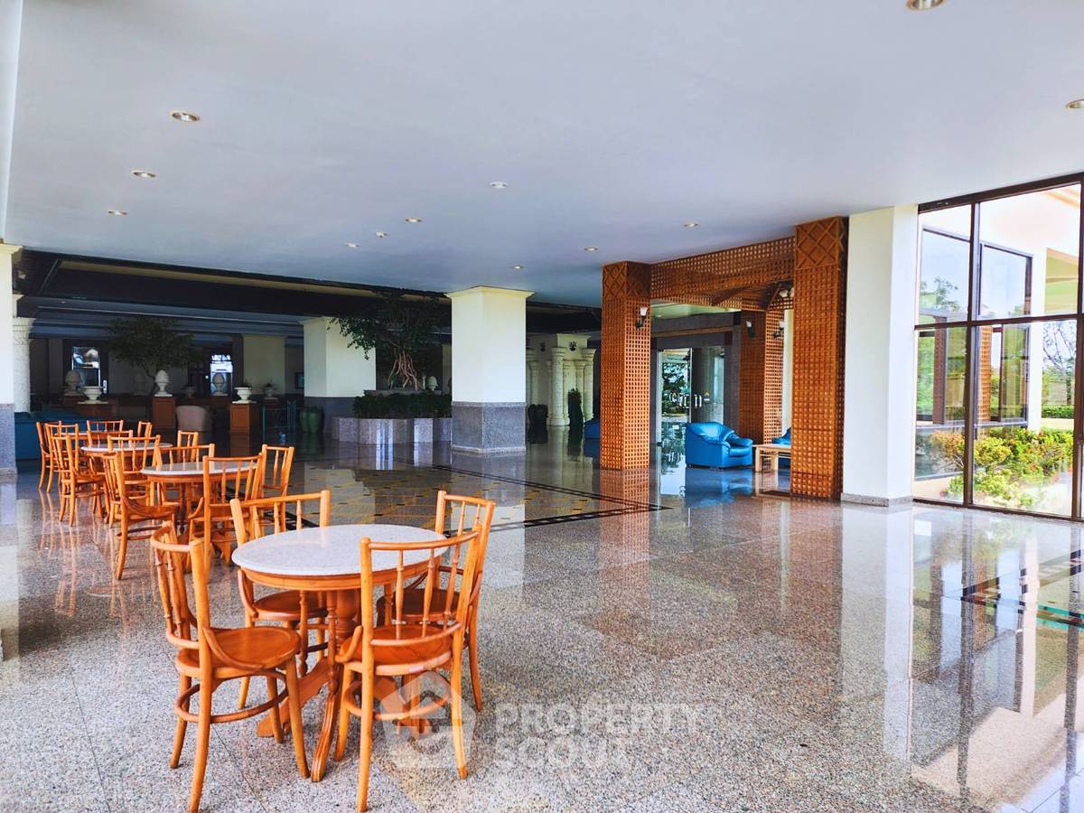 picture 6-BR Condo at Cha-Am Grand Condotel close to Cha-Am Beach (ID 2278619) - 32/33