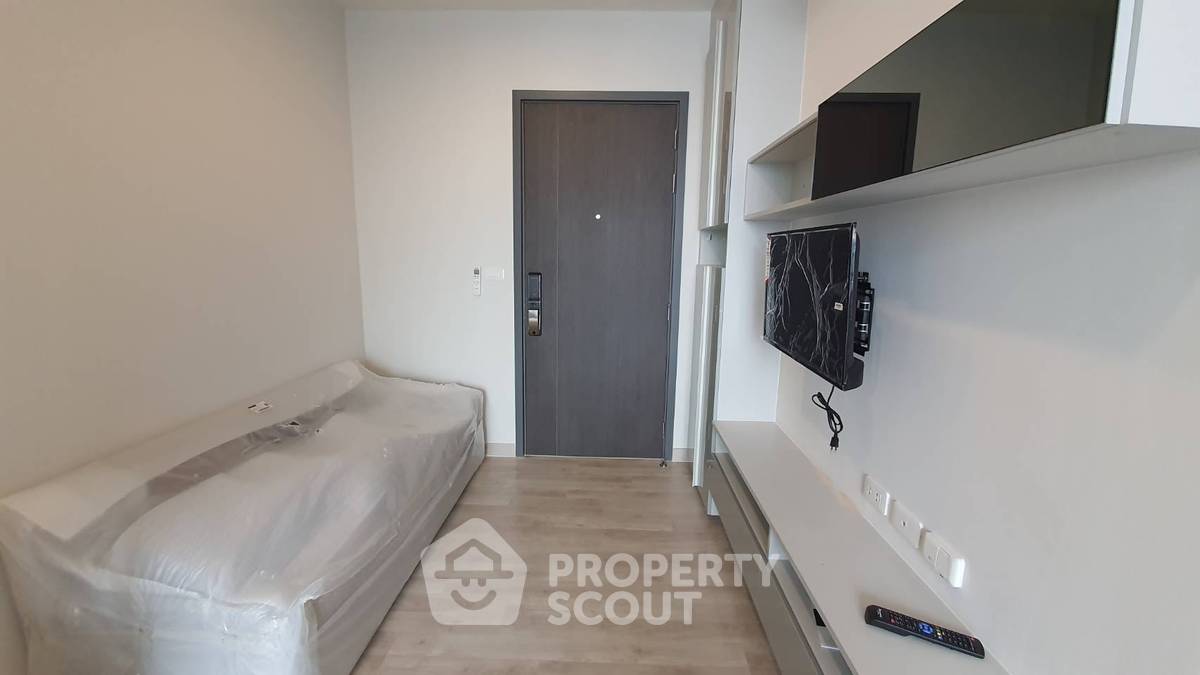 picture 1-BR Condo at Niche Pride Taopoon-Interchange near MRT Tao Poon (ID 648814) - 1/10