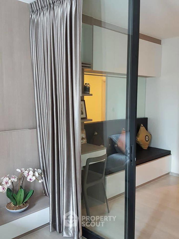 picture 1-BR Condo at Life Asoke near ARL Makkasan (ID 637283) - 11/11