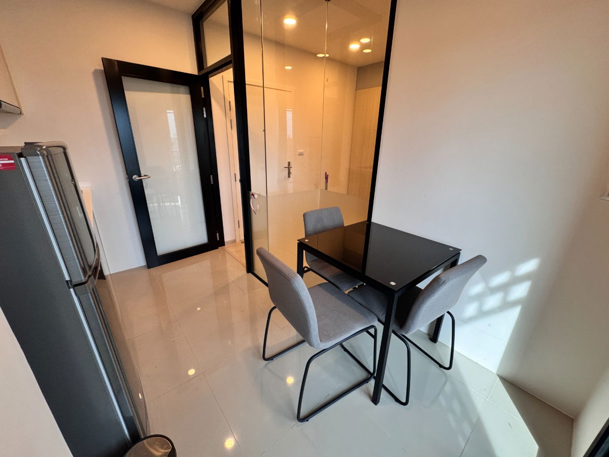 picture 🔥 Urgent Sale! Escent Condo, Nakhon Ratchasima – 33 sq.m. Corner Unit, East Facing – Prime Central Location at a Super Low Price! 🔥 - 12/40