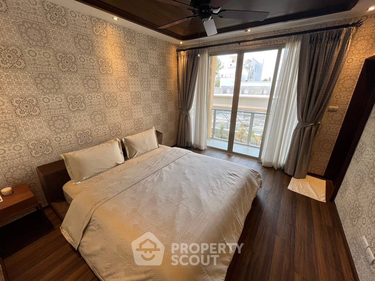 picture 3-BR Condo at Baan Thew Talay Aquamarine close to Cha-Am Beach (ID 1095041) - 9/17