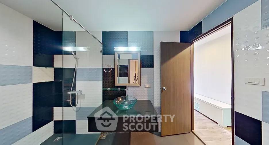 picture 2-BR Condo at W8 Thonglor 25 Condominium close to Thong Lo (ID 2064205) - 20/27