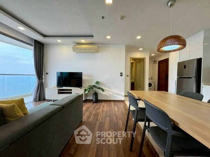 picture 2-BR Condo at The Peak Towers close to Phratamnak (ID 2285499) - 5/14