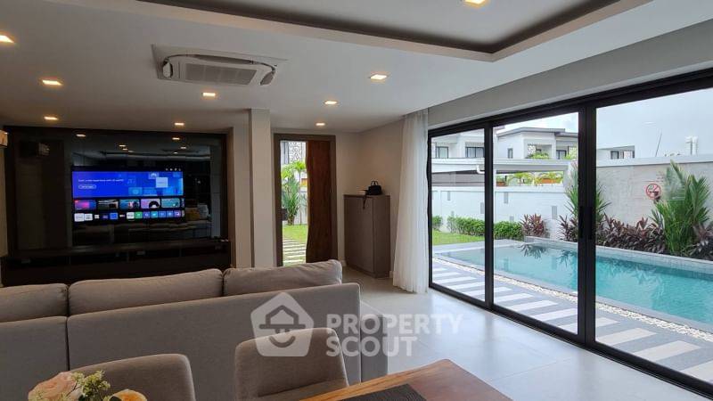 picture 4-BR Villa at Serenity Jomtien Pool Villas close to Pattaya (ID 2002937) - 6/17