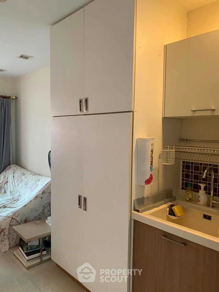 picture 1-BR Condo at Supreme Condo Ratchawithi 3 near BTS Victory Monument (ID 2085887) - 4/11
