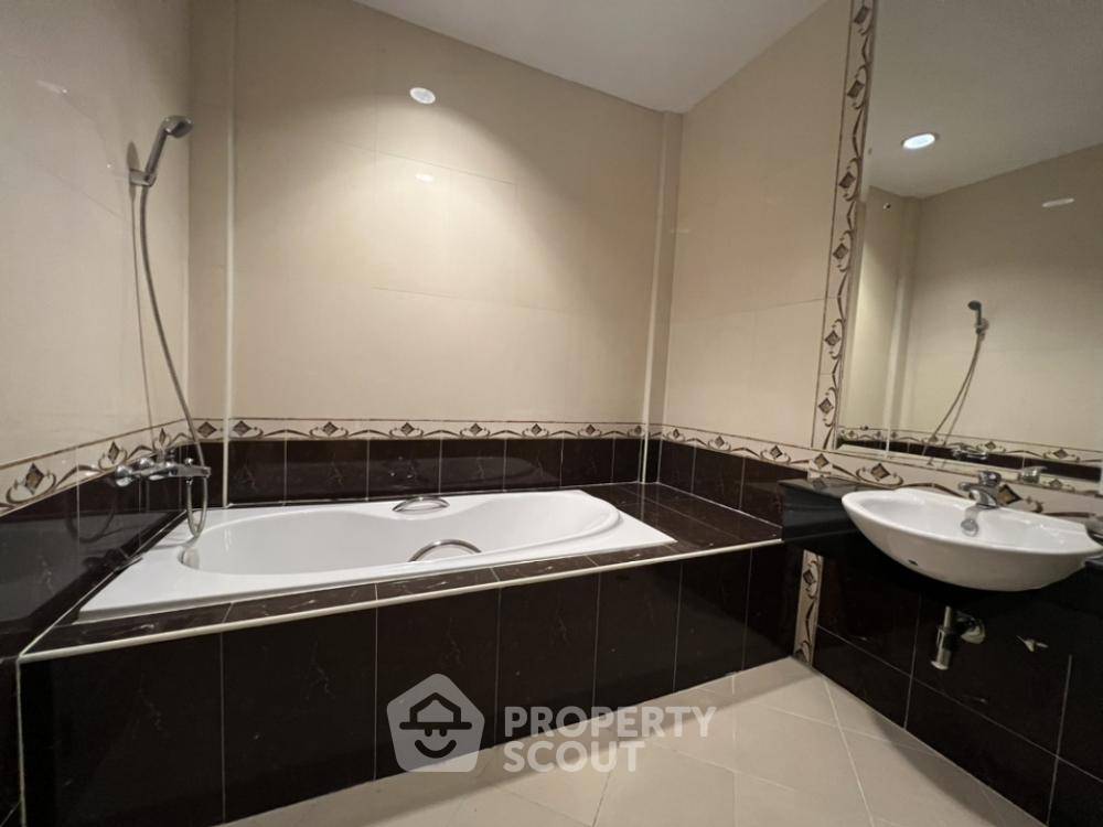 รูป ทาวน์เฮาท์ 3-ห้องนอน ใน บางนาเหนือ (ID 1415763) - รูปที่ 9/9