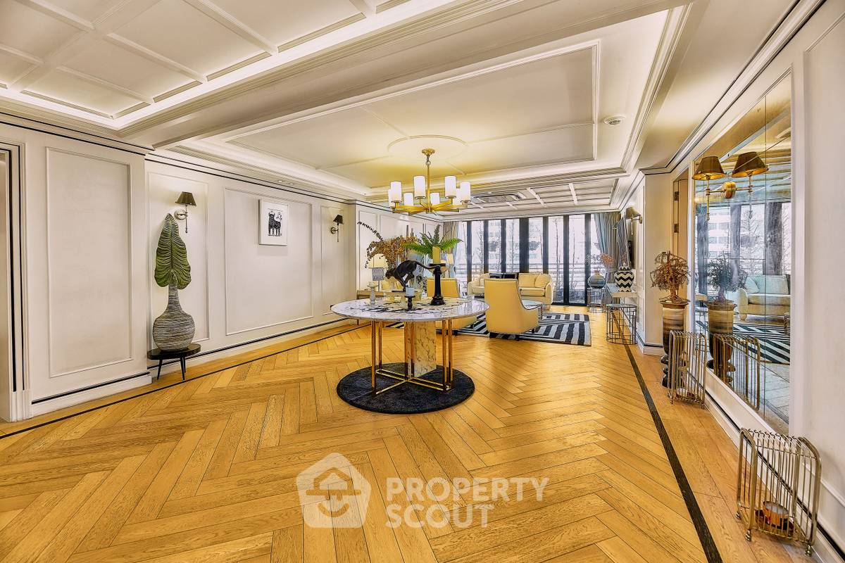 picture 3-BR Condo at Mahogany Tower Condominium near MRT Queen Sirikit National Convention Centre (ID 997362) - 2/30