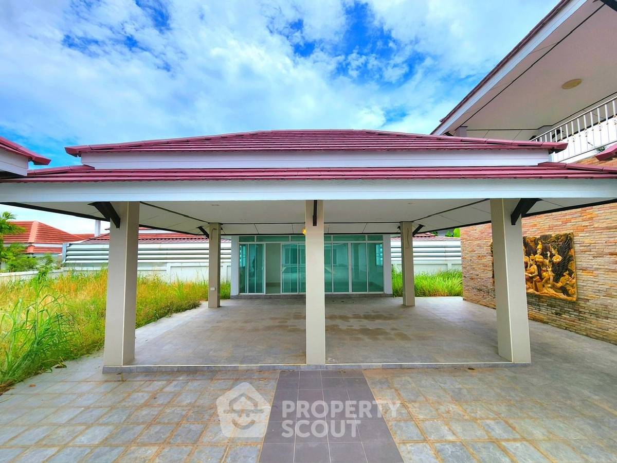 รูป วิลล่า 4-ห้องนอน ที่ บ้านโชคชัย 4 บางเสร่ ใน บางเสร่ (ID 2111273) - รูปที่ 15/15