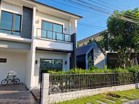 5-BR House at Centro Bangna Km.7 in Bang Kaeo (ID 1401604)