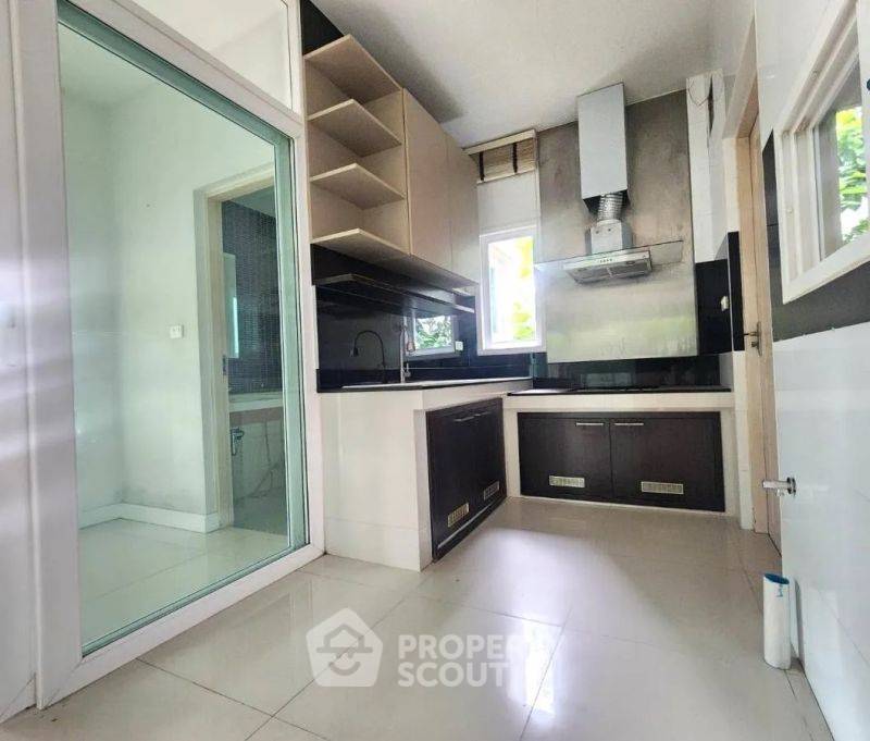picture 3-BR House at Casa Legend Ratchaphruek - Pinklao in Taling Chan (ID 2150315) - 8/10