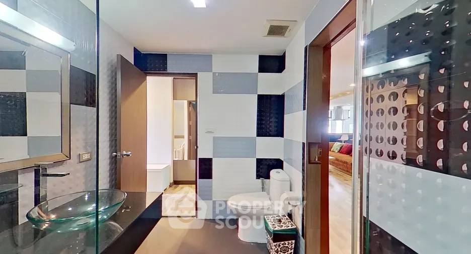 picture 2-BR Condo at W8 Thonglor 25 Condominium close to Thong Lo (ID 2064205) - 21/27