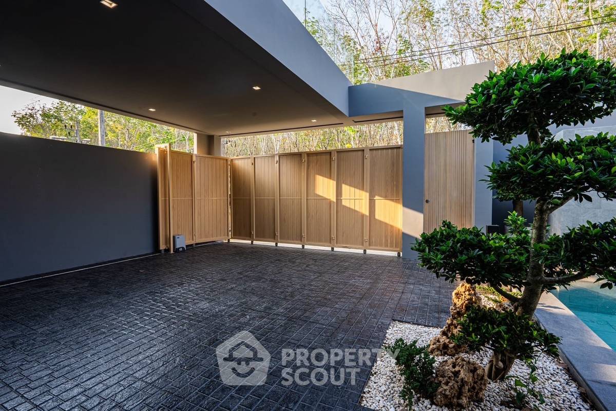 รูป วิลล่า 3-ห้องนอน ใน ศรีสุนทร (ID 1473592) - รูปที่ 2/21