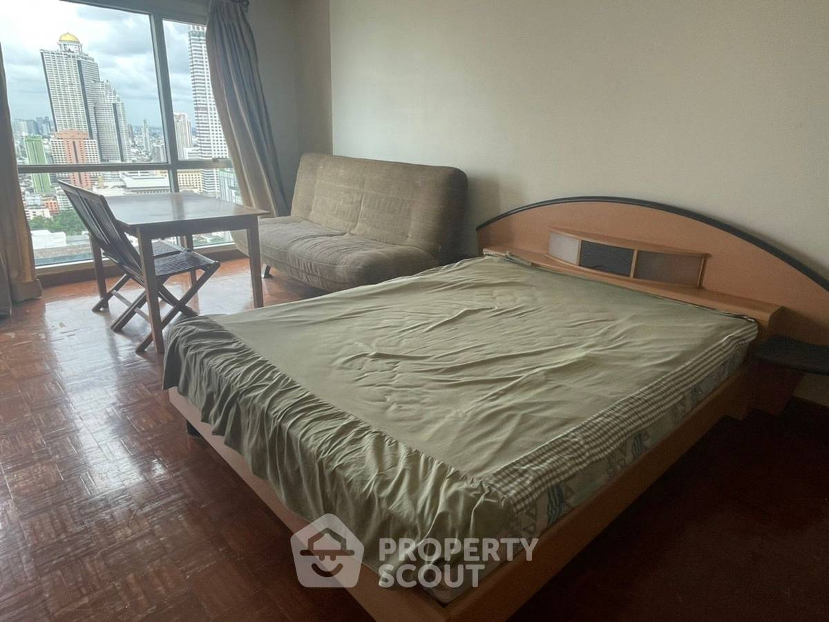 รูป คอนโด สตูดิโอ ที่ สีลม สวีท คอนโดมิเนียม ใกล้ BTS ช่องนนทรี (ID 939451) - รูปที่ 1/8