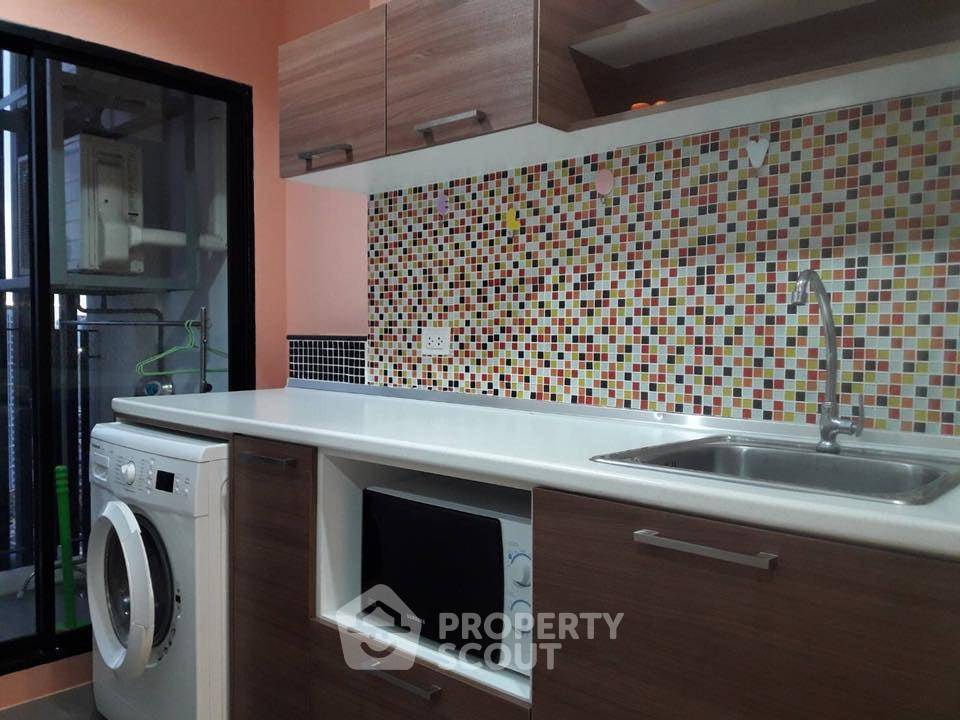picture 1-BR Condo at The Tree Interchange near MRT Bang Pho (ID 475135) - 3/9