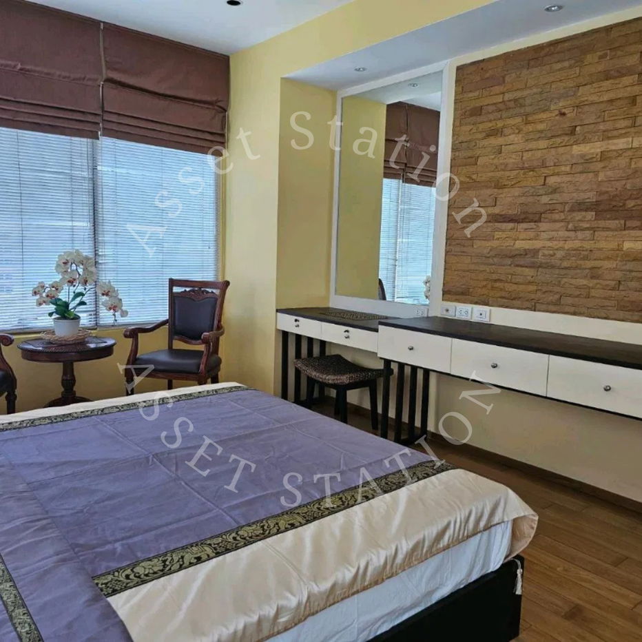 picture 💎The Emporio Place — Luxury Living that gives you more than just “living” 🛋️💎 - 2/18