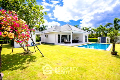 Houses for sale Prachaubkirikhan : 2-BR Villa at The Grove Villas in Hin Lek Fai (ID 1296444)