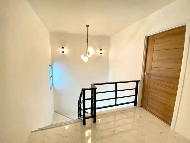 รูป ขายบ้านเดี่ยวมือสอง รีโนเวทใหม่ มบ.เดอะวิสต้า เก้ากิโล-เขาน้ำซับ ศรีราชา  - รูปที่ 7/17