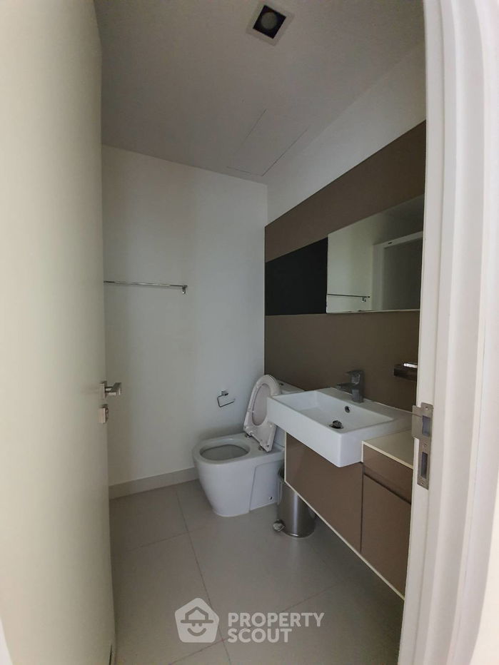 picture 2-BR Condo at The Room Sathorn-Taksin near BTS Pho Nimit (ID 1204704) - 7/7