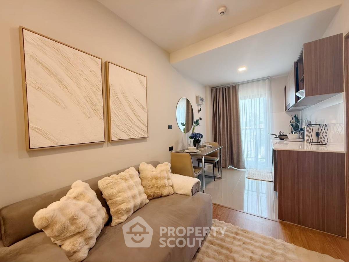 picture 2-BR Condo at Arise Condo At Mahidol in Pa Daet (ID 2199528) - 3/12
