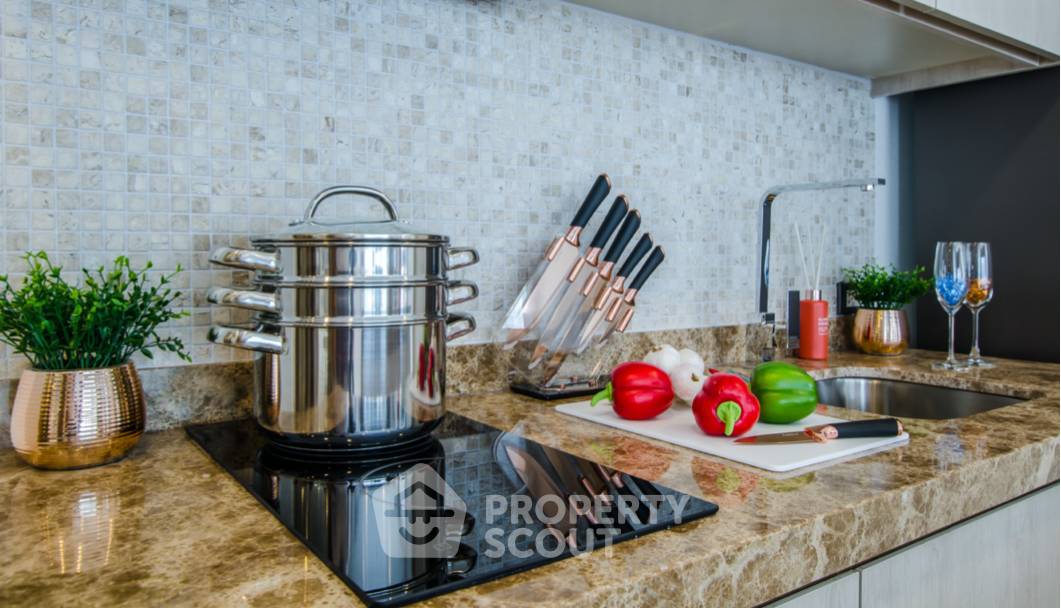picture 2-BR Condo at The Jewel Condominium close to Phratamnak (ID 1134170) - 8/11