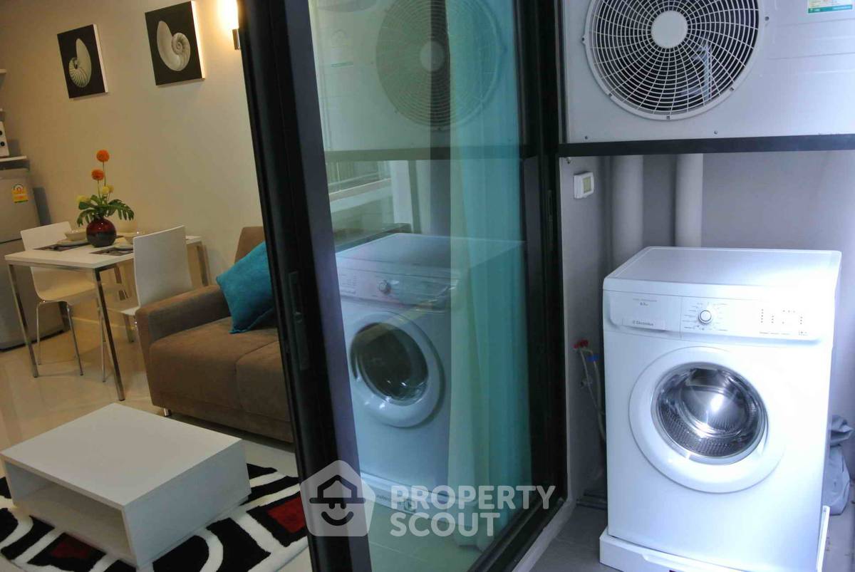 picture 1-BR Condo at Le Cote Sukhumvit 14 near BTS Asok (ID 565286) - 2/3