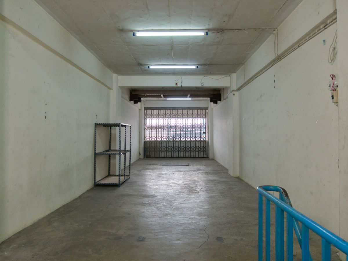 picture For rent, 3-Storey commercial building at Ratchawong Rd. near Yaowarat, 205 sq.m. - 8/15