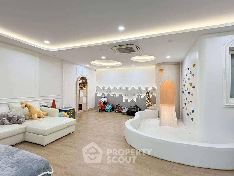 บ้าน 4 ห้องนอน ขาย Golden Village อ่อนนุช-พัฒนาการ ใกล้ ARL บ้านทับช้าง (ID 2147317)