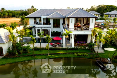 Houses for sale Saraphi Chiang Mai : 5-BR Villa in Nong Phueng (ID 1300245)