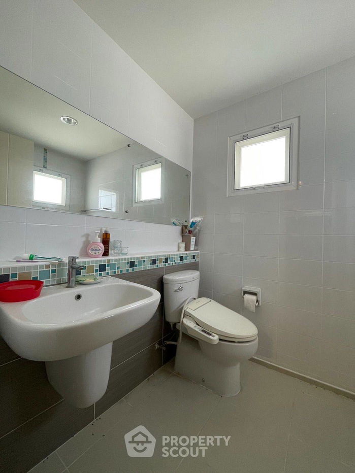 picture 3-BR House close to Suvarnabhumi Airport (ID 1297440) - 12/13