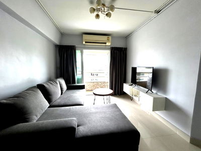 Condos for rent New Petchburi Road Bangkok : Condo for rent, Thonglor Tower, newly renovated room, 49 sq m., 2 bedrooms, 1 bathroom, 10th floor