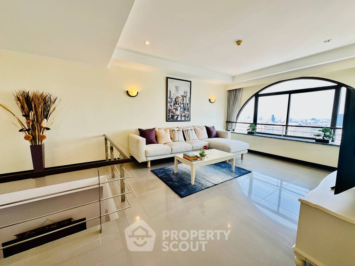 picture 3-BR Condo at Jomtien Plaza Condotel close to Jomtien Beach (ID 2069063) - 14/17