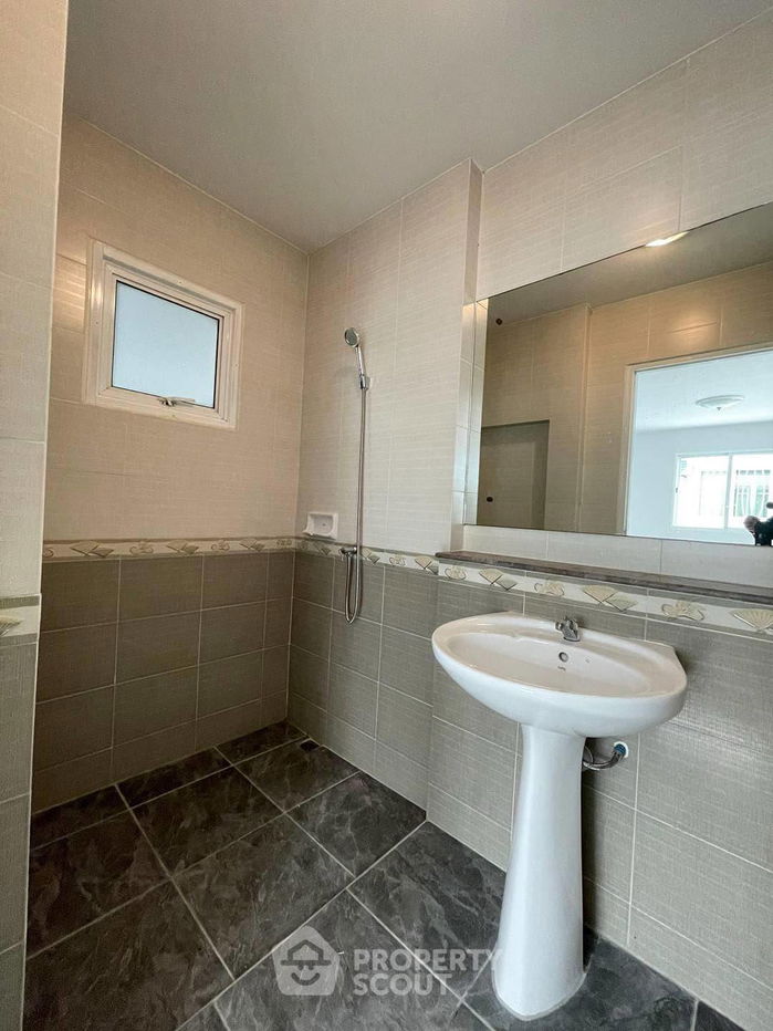 รูป บ้าน 3-ห้องนอน ใน ประเวศ (ID 2080320) - รูปที่ 6/7