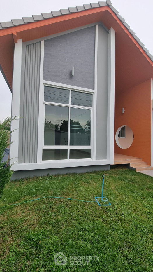รูป บ้าน 3-ห้องนอน ใกล้ เมืองพัทยา (ID 2160179) - รูปที่ 2/11